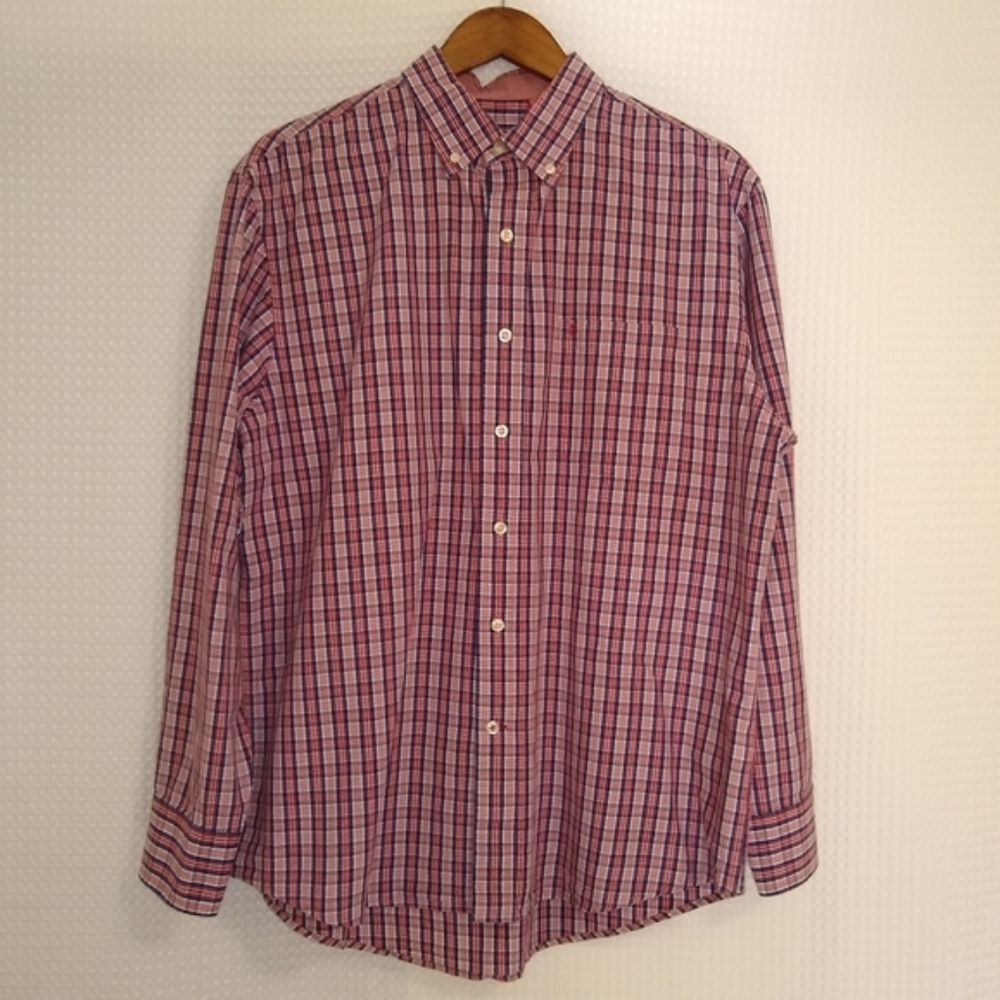 Izod button down